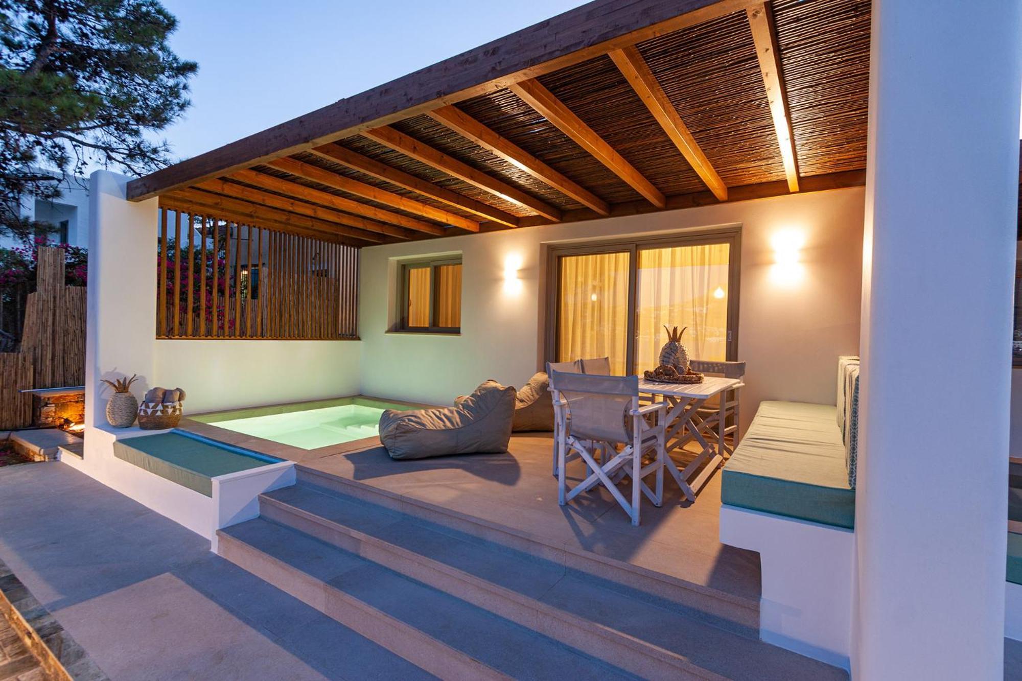 Pefki Luxury Suites Telendos Екстер'єр фото