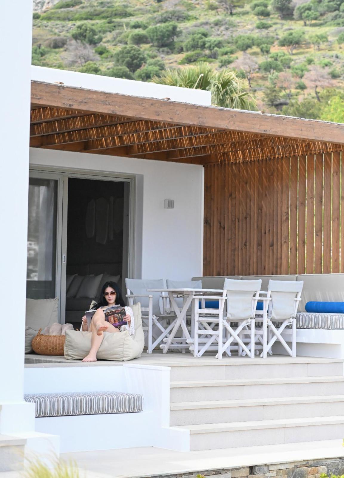 Pefki Luxury Suites Telendos Екстер'єр фото
